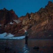 Cover-Bild zum Titel 'Night Diving (The Cost of Growing Up)' von 'Max McNown'