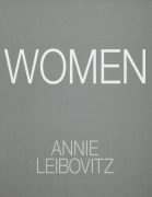 Cover-Bild zum Titel 'Annie Leibovitz: Women (2025) Slipcased Edition' von ''