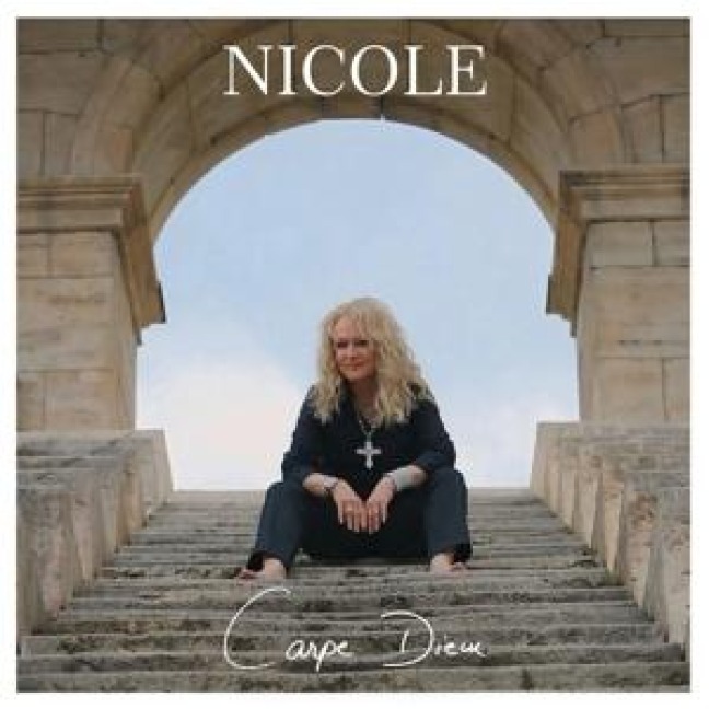 Carpe Diem - Nicole