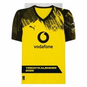 Cover-Bild zum Titel 'BVB Trikotkalender 2026' von ''