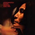 Cover-Bild zum Titel 'Approximately Infinite Universe' von 'Yoko Ono'