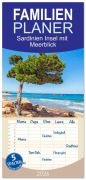 Cover-Bild zum Titel 'Familienplaner 2026 - Sardinien Insel mit Meerblick mit 5 Spalten (Wandkalender, 21 x 45 cm) CALVENDO' von 'Klaus Scholz'