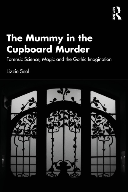 Mummy in the Cupboard Murder - Lizzie Seal