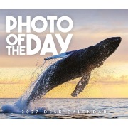 Cover-Bild zum Titel 'Photo of the Day - Foto des Tages 2027' von 'Carousel Calendars'