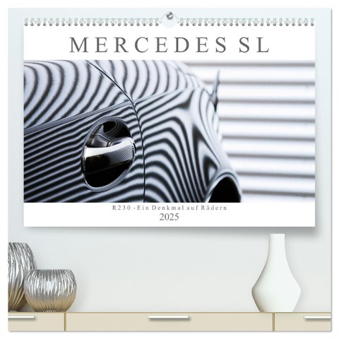 Mercedes SL R230 - Ein Denkmal auf Rädern (hochwertiger Premium Wandkalender 2025 DIN A2 quer), Kunstdruck in Hochglanz - Peter Schürholz