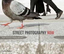 Cover-Bild zum Titel 'Street Photography Now' von 'Sophie Howarth, Stephen McLaren'