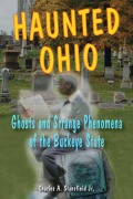 Cover-Bild zum Titel 'Haunted Ohio' von 'Charles A. Stansfield'