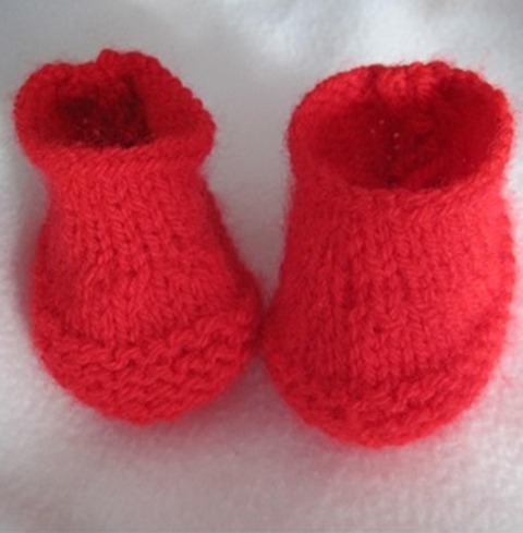 Strickanleitung Baby Halbschuhe, von 0-6 Monate ohne Nadelspiel - Kerstin Münchehofe