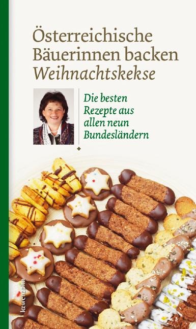Österreichische Bäuerinnen backen Weihnachtskekse - 