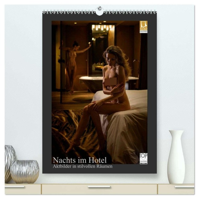 Nachts im Hotel (hochwertiger Premium Wandkalender 2026 DIN A2 hoch), Kunstdruck in Hochglanz - Martin Zurmühle