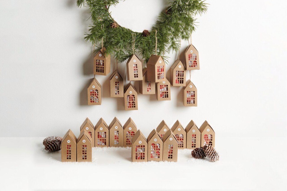 Adventskalender Papphäuser,24 Stk., 9x4,5x4,5cm, FSC MIX - 