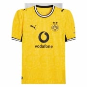 Cover-Bild zum Titel 'BVB Trikotkalender 2027' von ''