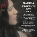 Cover-Bild zum Titel 'Martha Argerich: Live,Vol.9' von 'Martha/Dutoid Argerich'