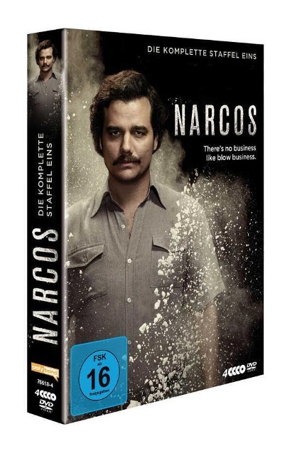Narcos - Carlo Bernard, Andrew Black, Chris Brancato, Dana Ledoux Miller, Doug Miro