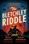 Cover-Bild zum Titel 'The Bletchley Riddle' von 'Ruta Sepetys, Steve Sheinkin'