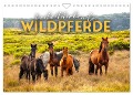 Freiheitsliebende Wildpferde (Wandkalender 2024 DIN A4 quer), CALVENDO Monatskalender - Happy Monkey