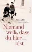 Cover-Bild zum Titel 'Niemand weiß, dass du hier bist' von 'Nicoletta Giampietro'