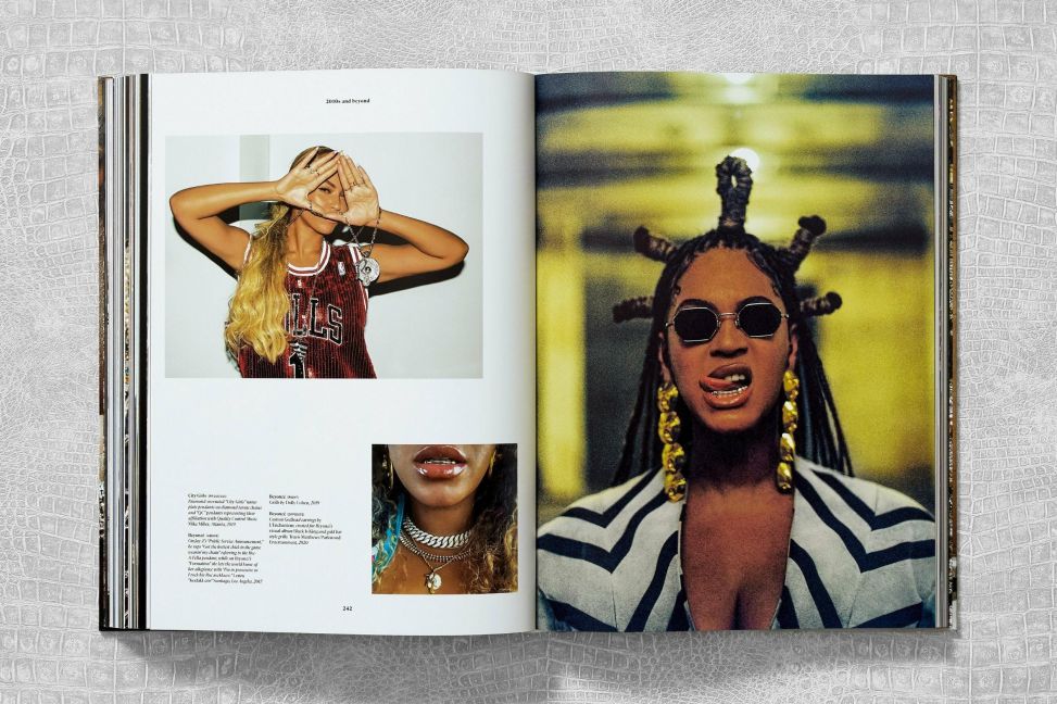 InsideView 16