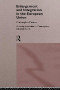 Cover-Bild zum Titel 'The Enlargement and Integration of the European Union' von 'David Clark'