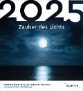 Zauber des Lichts - KUNTH Postkartenkalender 2025 - 