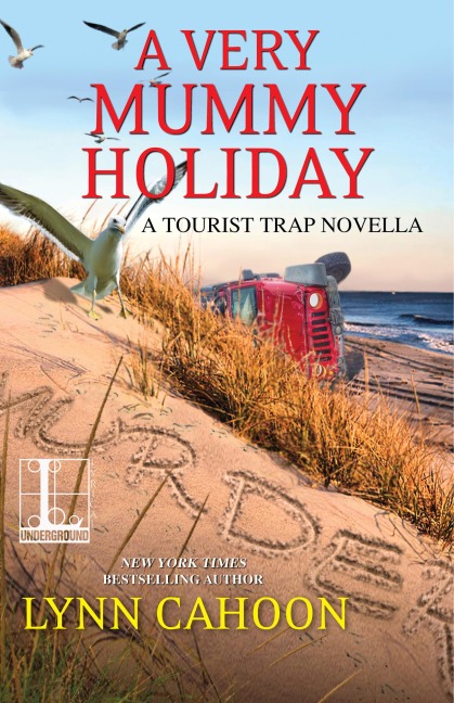 A Very Mummy Holiday - Lynn Cahoon
