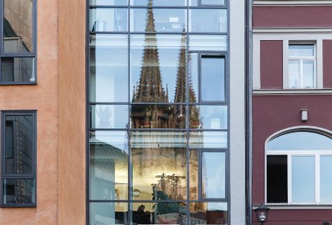 InsideView 12