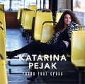Cover-Bild zum Titel 'Roads That Cross' von 'Katarina Pejak'