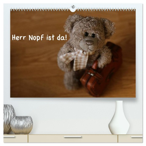 Herr Nopf ist da! (hochwertiger Premium Wandkalender 2024 DIN A2 quer), Kunstdruck in Hochglanz - Michaela Kanthak