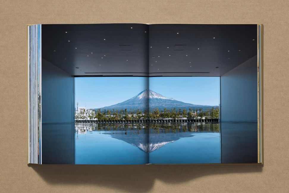 InsideView 16