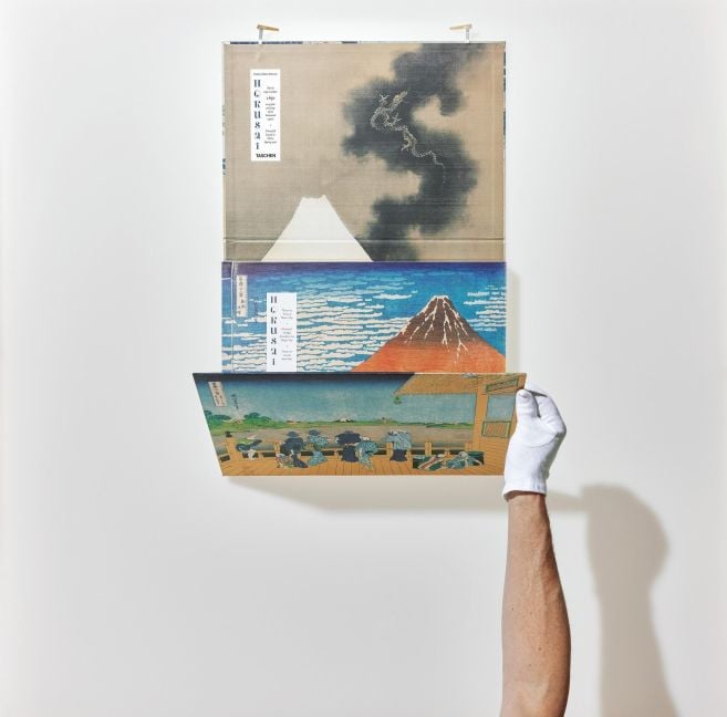 InsideView 24