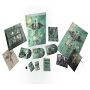 Cover-Bild zum Titel 'Dr. Feelgood (35th Anniversary Ltd. 3CD Box)' von 'Mötley Crüe'