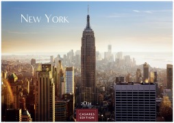 Cover-Bild zum Titel 'New York Kalender 2026 - Wandkalender | Fotokalender Nordamerika 35x50cm - Skylines, Streetlife & City-Lights der Metropole als stilvolle Deko für Büro oder Zuhause' von ''