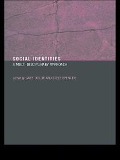 Cover-Bild zum Titel 'Social Identities' von ''