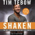 Shaken: Young Readers Edition: Fighting to Stand Strong No Matter What Comes Your Way - Tim Tebow