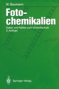 Cover-Bild zum Titel 'Fotochemikalien' von 'Werner Baumann'