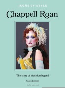 Cover-Bild zum Titel 'Icons of Style: Chappell Roan' von 'Alison Flood, Glenys Johnson'
