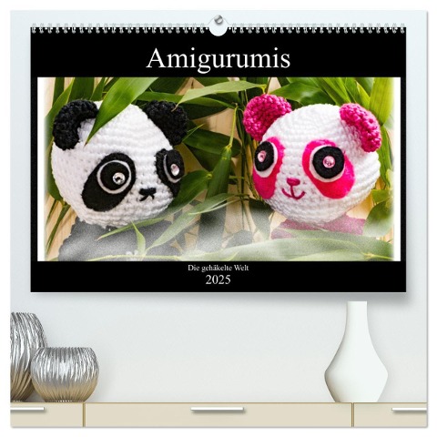 Amigurumi - Die gehäkelte Welt (hochwertiger Premium Wandkalender 2025 DIN A2 quer), Kunstdruck in Hochglanz - Sven Sommer