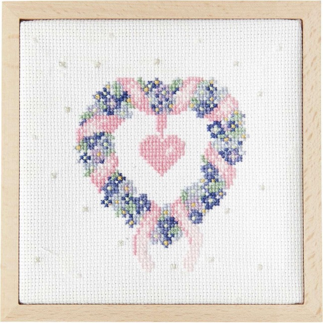 Stickpackung Gezählter Kreuzstich, Herzkranz im Dekorahmen, quadratisch, Größe L, 14 x 14 cm - 