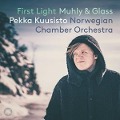 Cover-Bild zum Titel 'First Light' von 'Pekka/Norwegian Chamber Orchestra Kuusisto'