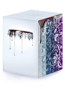 Cover-Bild zum Titel 'Red Queen 10th Anniversary Deluxe 5-book Box Set with stenciled edges' von 'Victoria Aveyard'