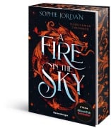 Cover-Bild zum Titel 'A Fire in the Sky - Feuerschwur-Chroniken, Band 1' von 'Sophie Jordan'