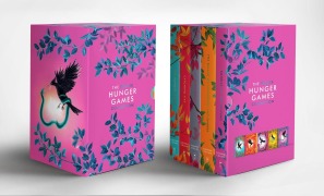 Cover-Bild zum Titel 'Deluxe Hunger Games Collection (5 book paperback set)' von 'Suzanne Collins'