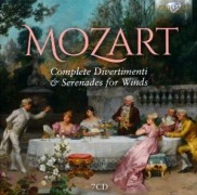 Cover-Bild zum Titel 'Mozart:Complete Divertimenti&Serenades for Winds' von 'Various'