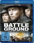 Cover-Bild zum Titel 'Battleground - Helden im Feuersturm' von 'Johan Earl, Adrian Powers, Travis Spiteri, Jason Fernandez'