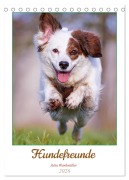 Hundefreunde (Tischkalender 2026 DIN A5 hoch), CALVENDO Monatskalender - Julia Wankmüller