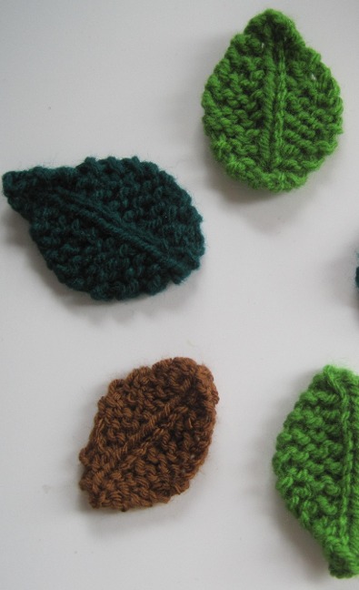 Strickanleitung Blätter 6 cm groß - Kerstin Münchehofe