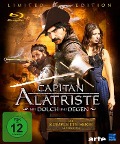 Cover-Bild zum Titel 'Captain Alatriste - Mit Dolch und Degen' von 'José Manuel Lorenzo, Alberto Macías, David Muñoz, Arturo Pérez-Reverte, Marisol Ferré'