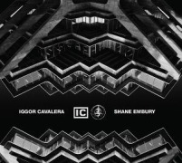 Cover-Bild zum Titel 'Neon Gods/Own Your Darkness' von 'Iggor/Embury Cavalera'