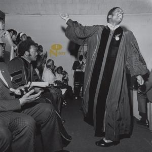 I Shall Wear A Crown - Pastor T. L. Barrett & The Youth For Christ Choir