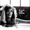 Black And White Vol.1 - Julia Biel